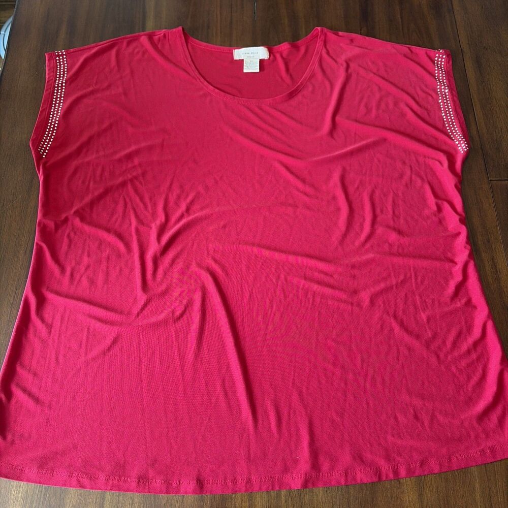 Diana Belle Sz 2X Women’s Red with Cap sleeves and rhinestones Blouse Top D5238K